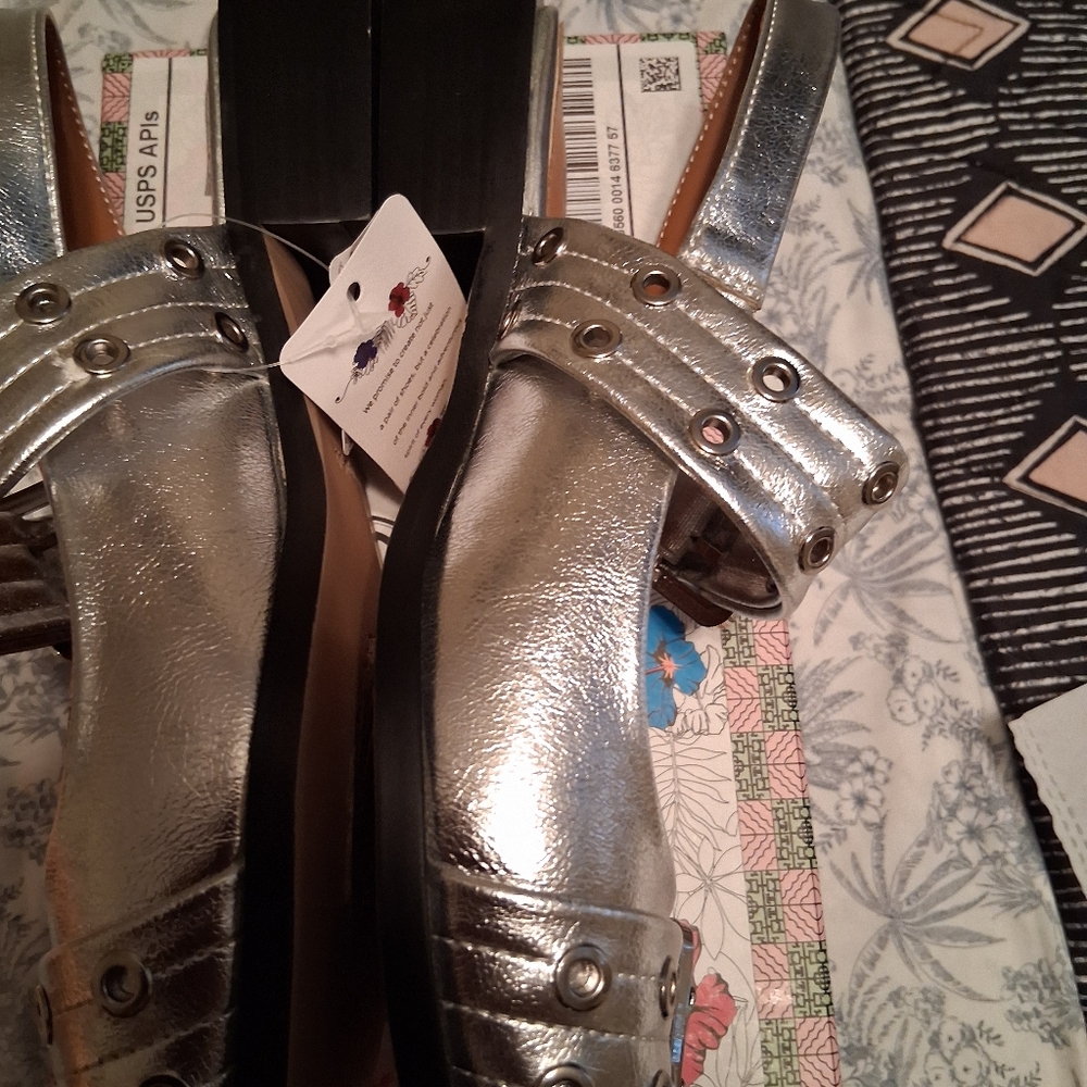 Chic SILVER Buckled Flats for Women - Picture 7 of 10